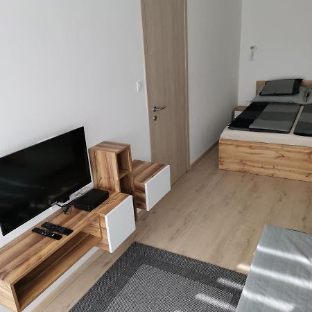Sweet Life Apartman Eger Esterno foto