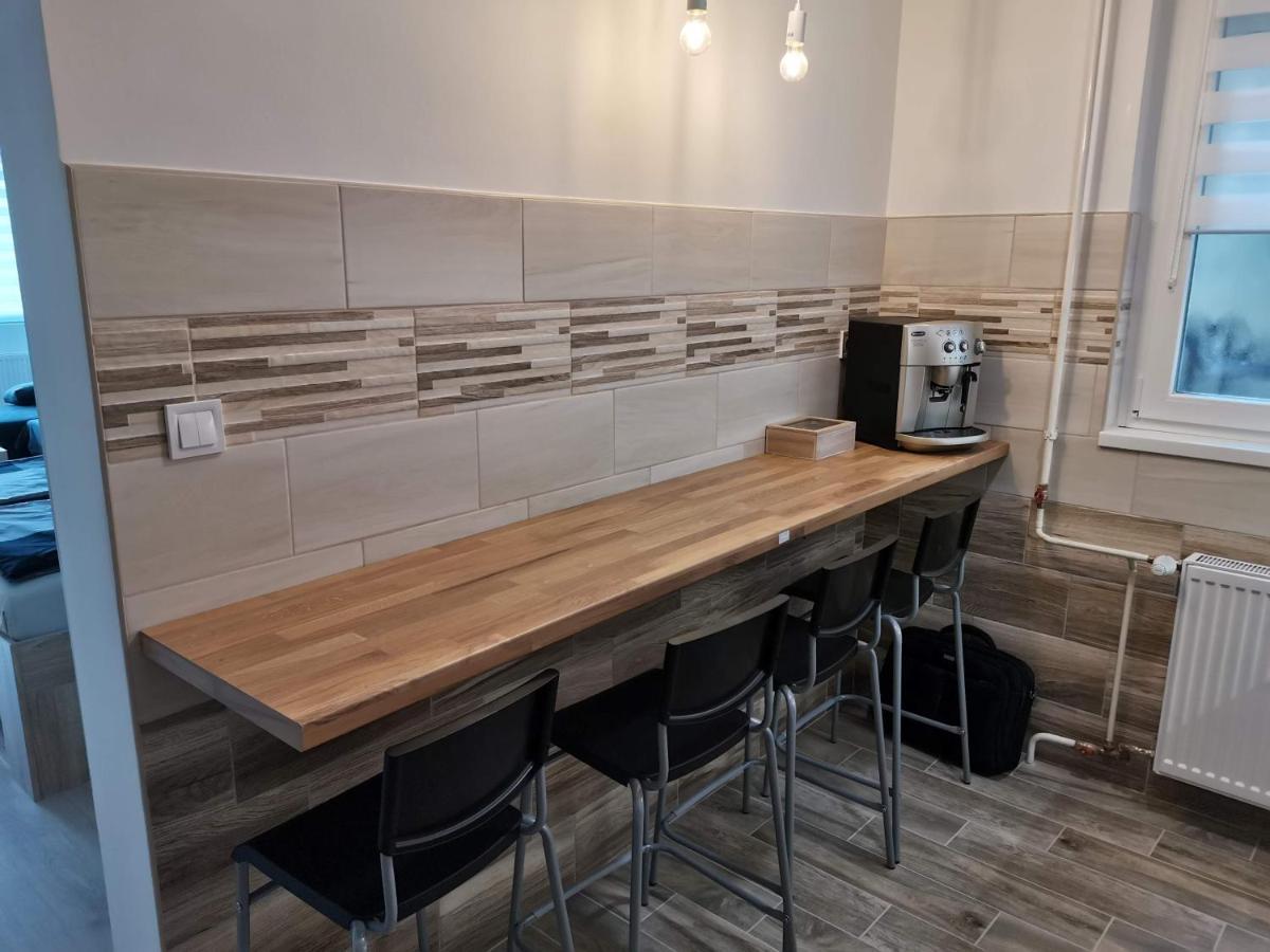 Sweet Life Apartman Eger Esterno foto