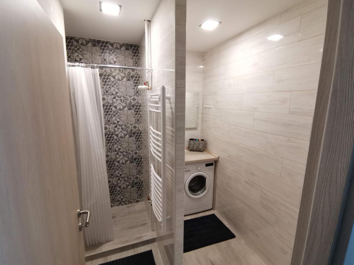 Sweet Life Apartman Eger Esterno foto